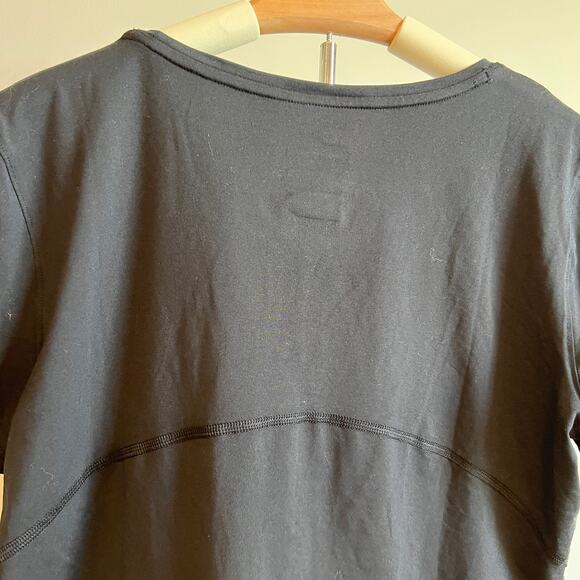 All in Motion Women's Black Crewneck Short Sleeve  T-Shirt - Size Large - NWT - Picture 6 of 8